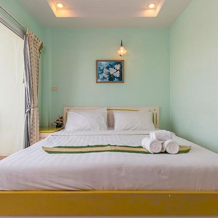 Add Plus Hotel & Spa Patong Екстериор снимка