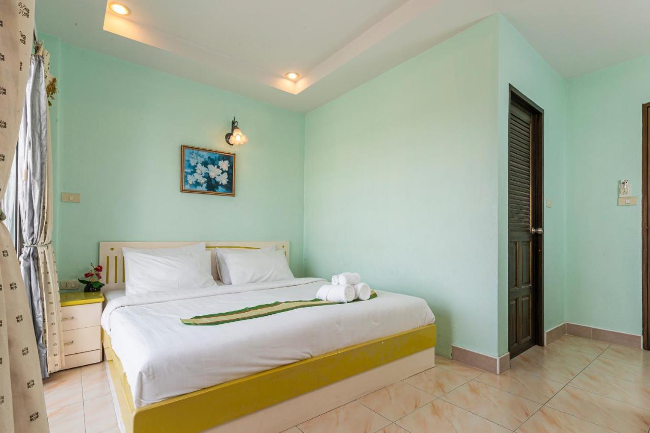 Add Plus Hotel & Spa Patong Екстериор снимка