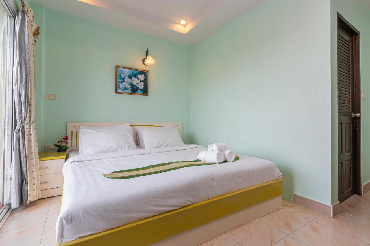 Add Plus Hotel & Spa Patong Екстериор снимка