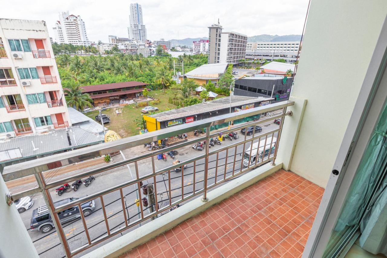 Add Plus Hotel & Spa Patong Екстериор снимка