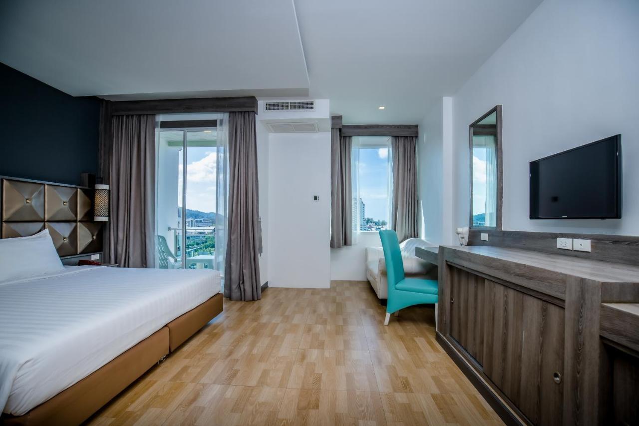 Add Plus Hotel & Spa Patong Екстериор снимка