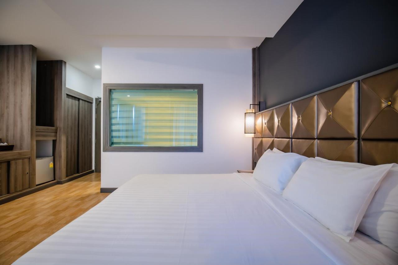 Add Plus Hotel & Spa Patong Екстериор снимка