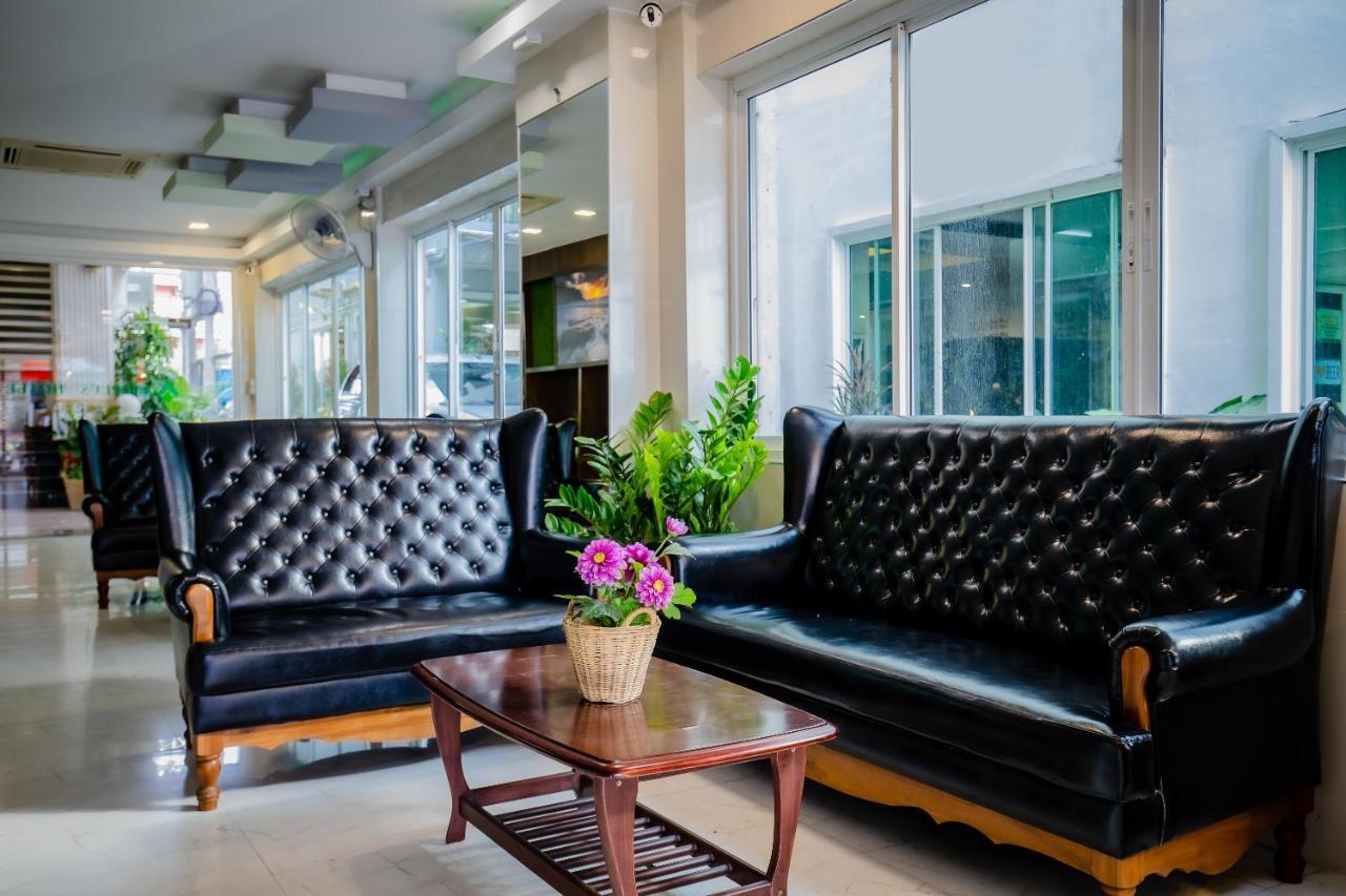 Add Plus Hotel & Spa Patong Екстериор снимка